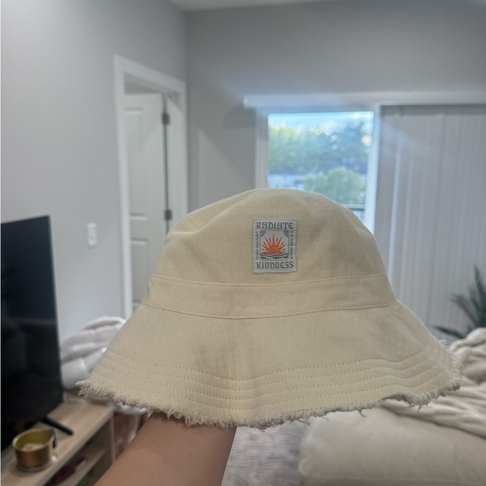 AE radiate kindness bucket hat - Picture 2 of 5